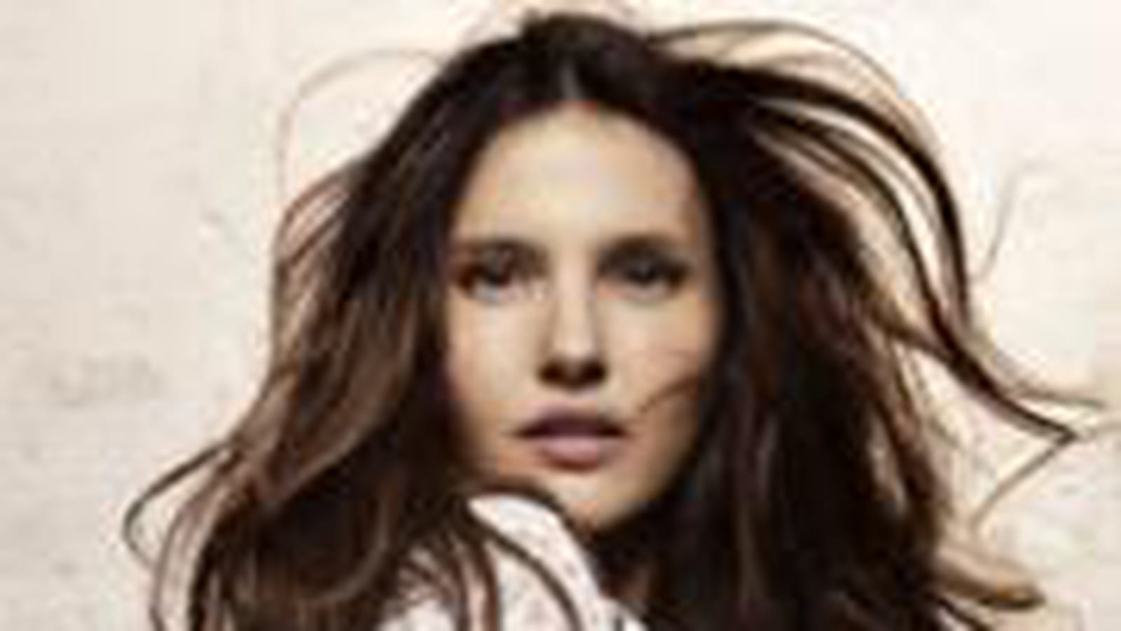Virginie Ledoyen, casual