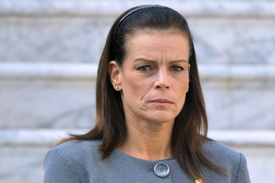 Le serre-t&ecirc;te de St&eacute;phanie de Monaco