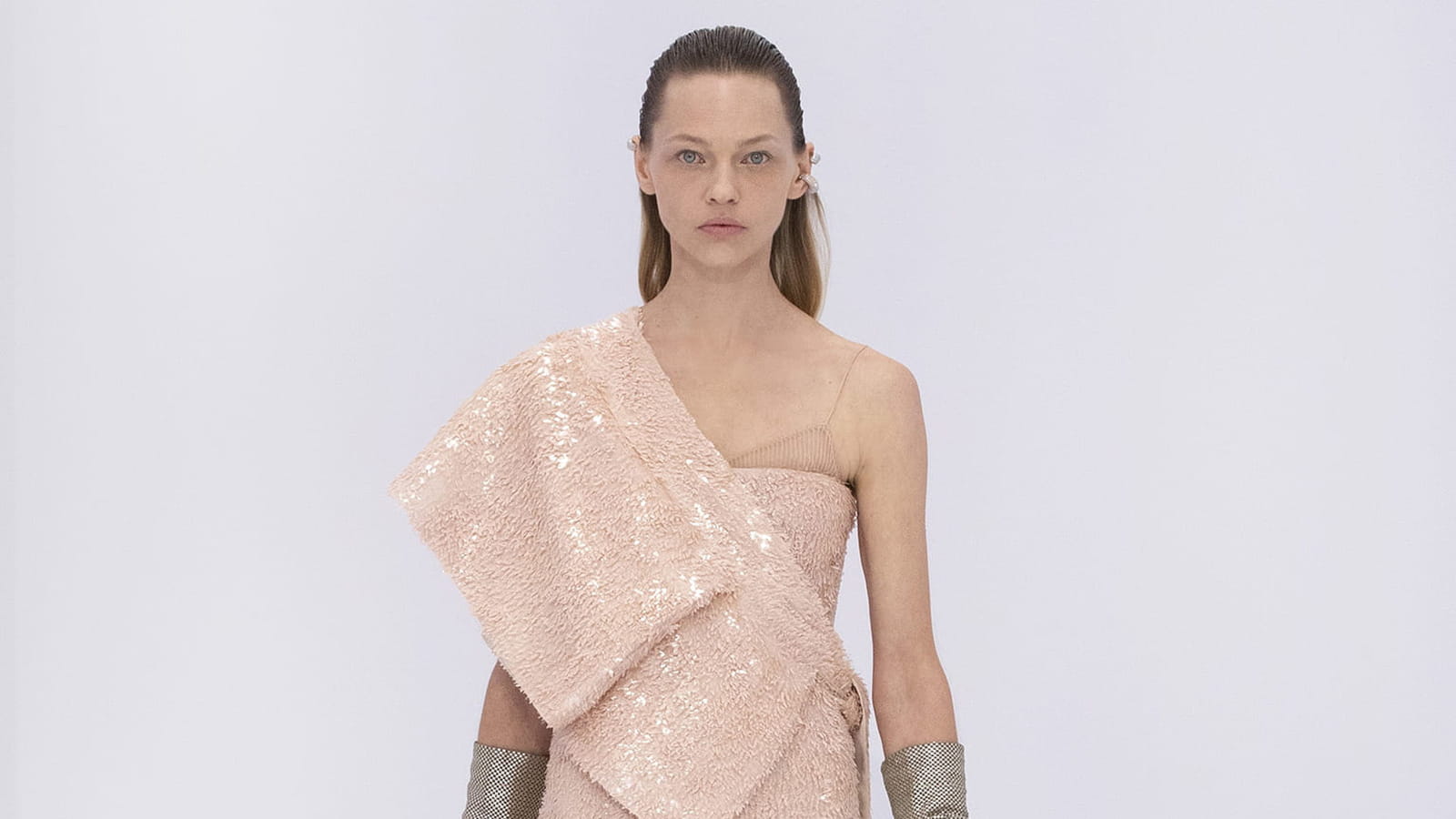 Look 9