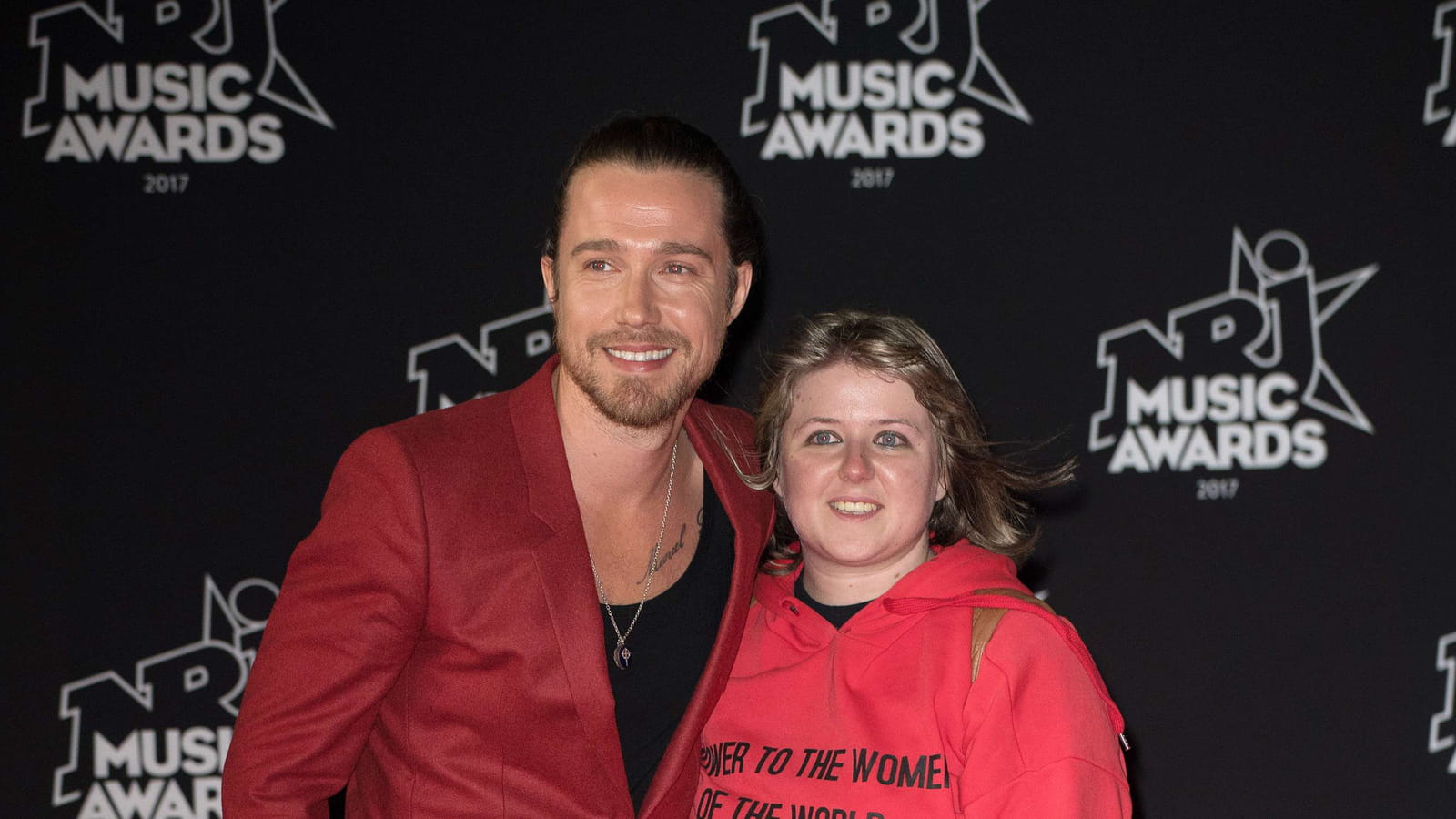 Julien Doré, bien accompagné aux NMA 2017