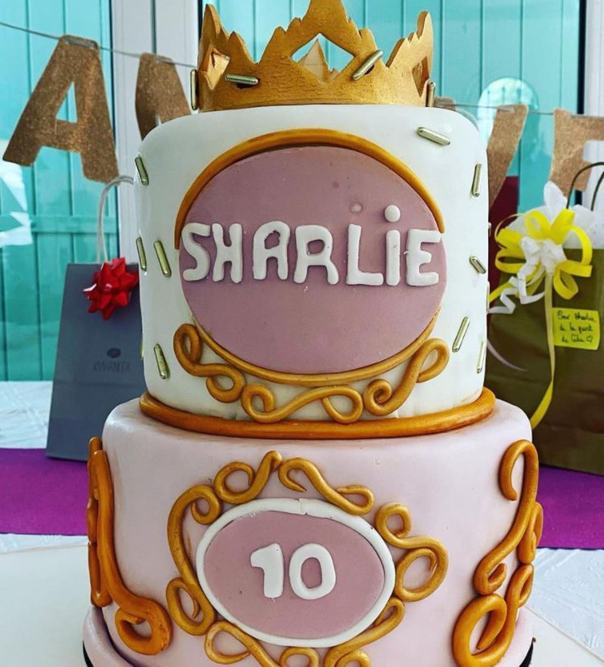 Vanessa Demouy Fete Les 10 Ans De Sa Fille