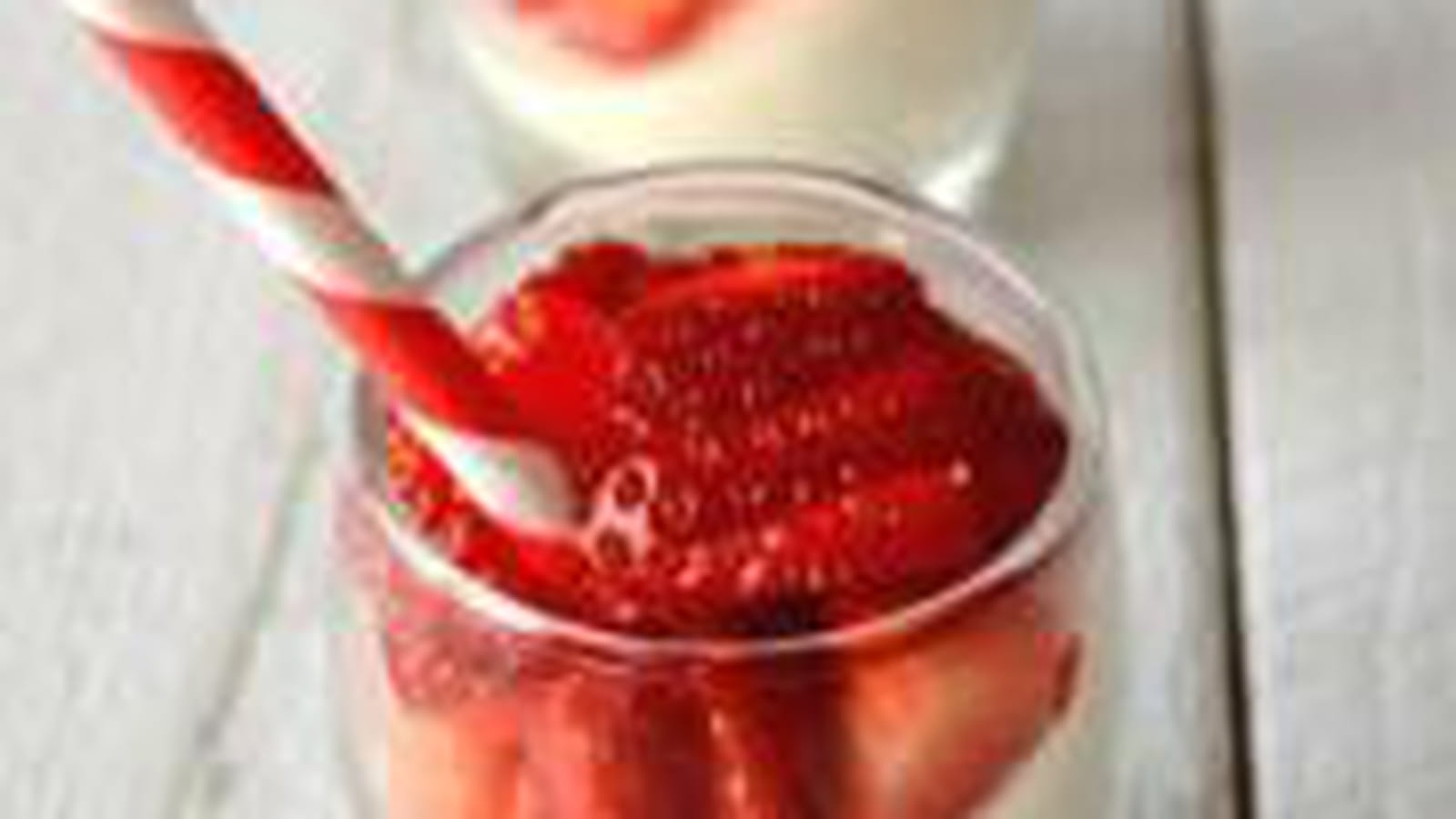 Panna Cotta vanillées aux fraises