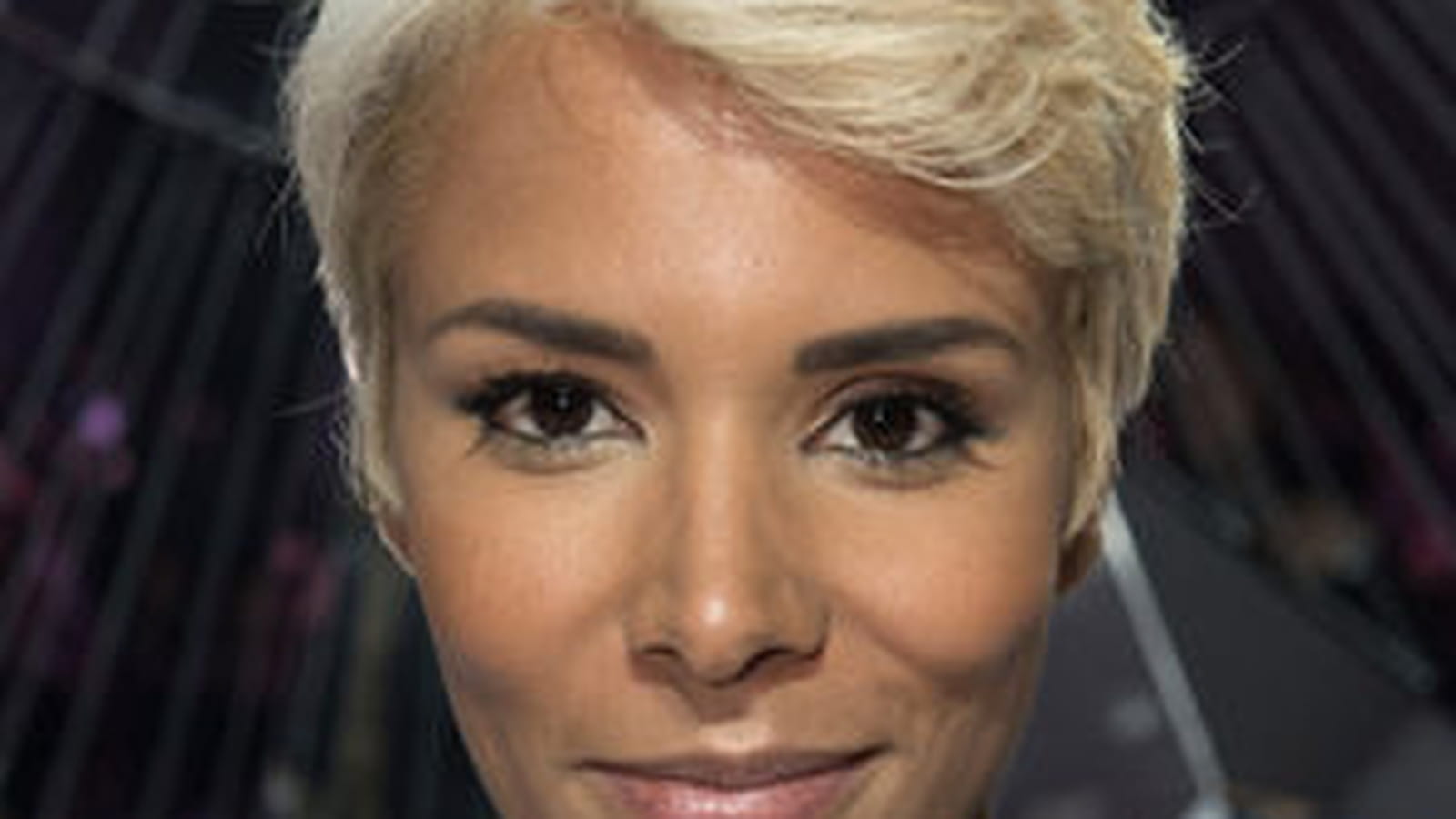 Shy'm, cheveux courts