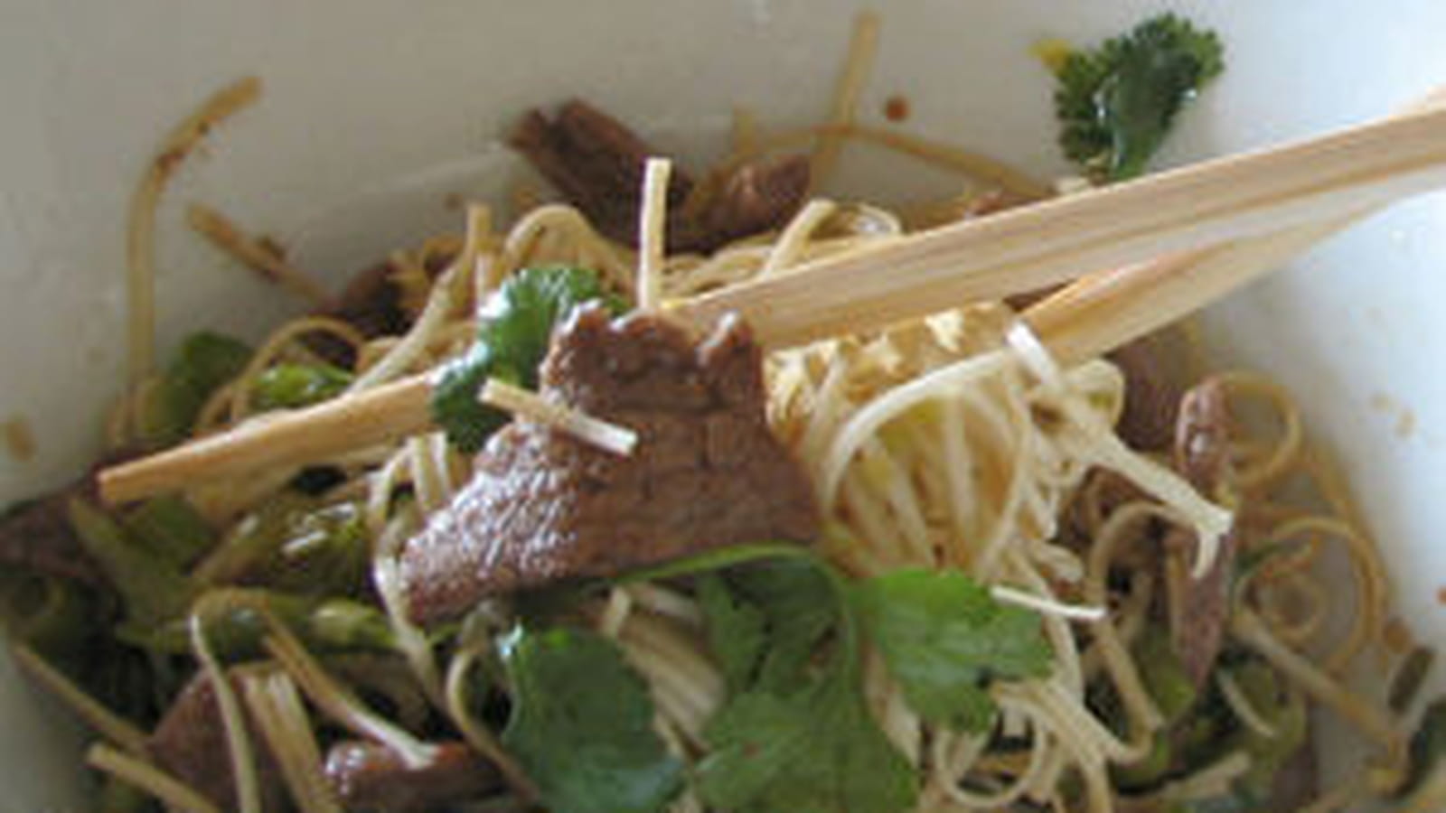 Nouilles chinoises sautées au boeuf