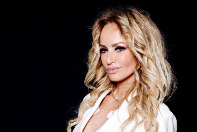 Adriana Karembeu mesure 1m85