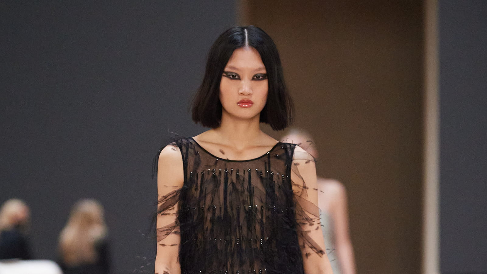 Look 37