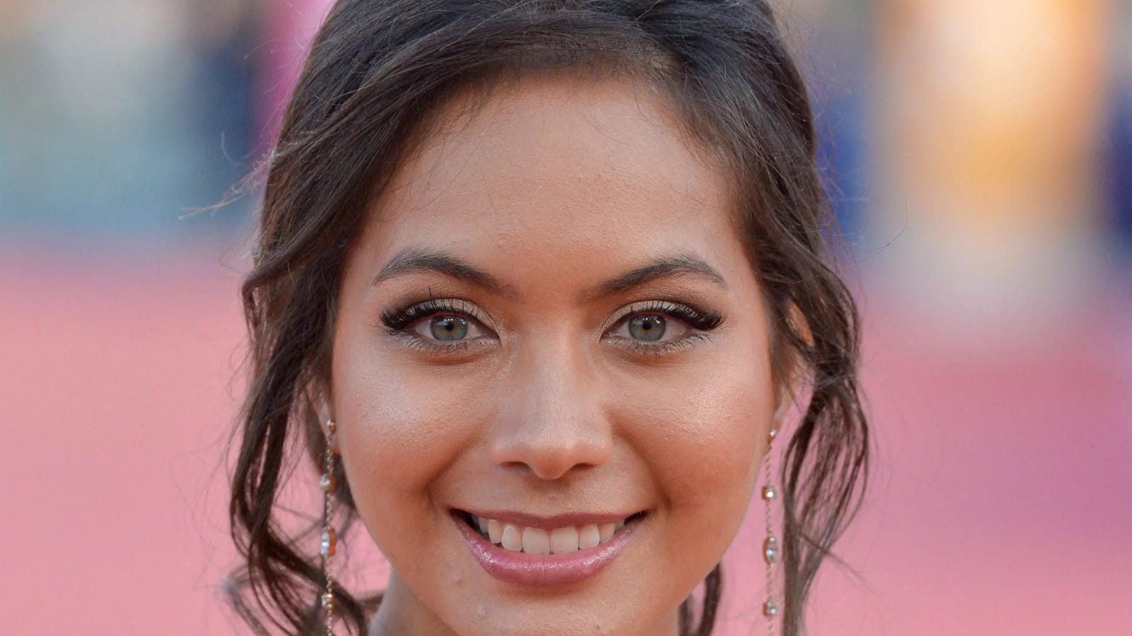 Vaimalama Chaves