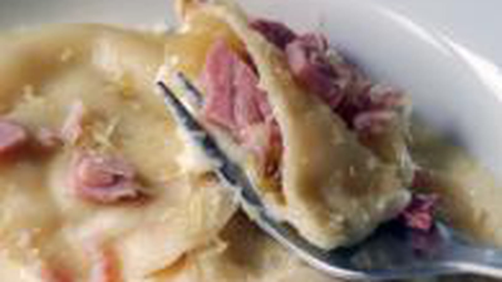 Ravioli jambon, compotée d'endives et emmental