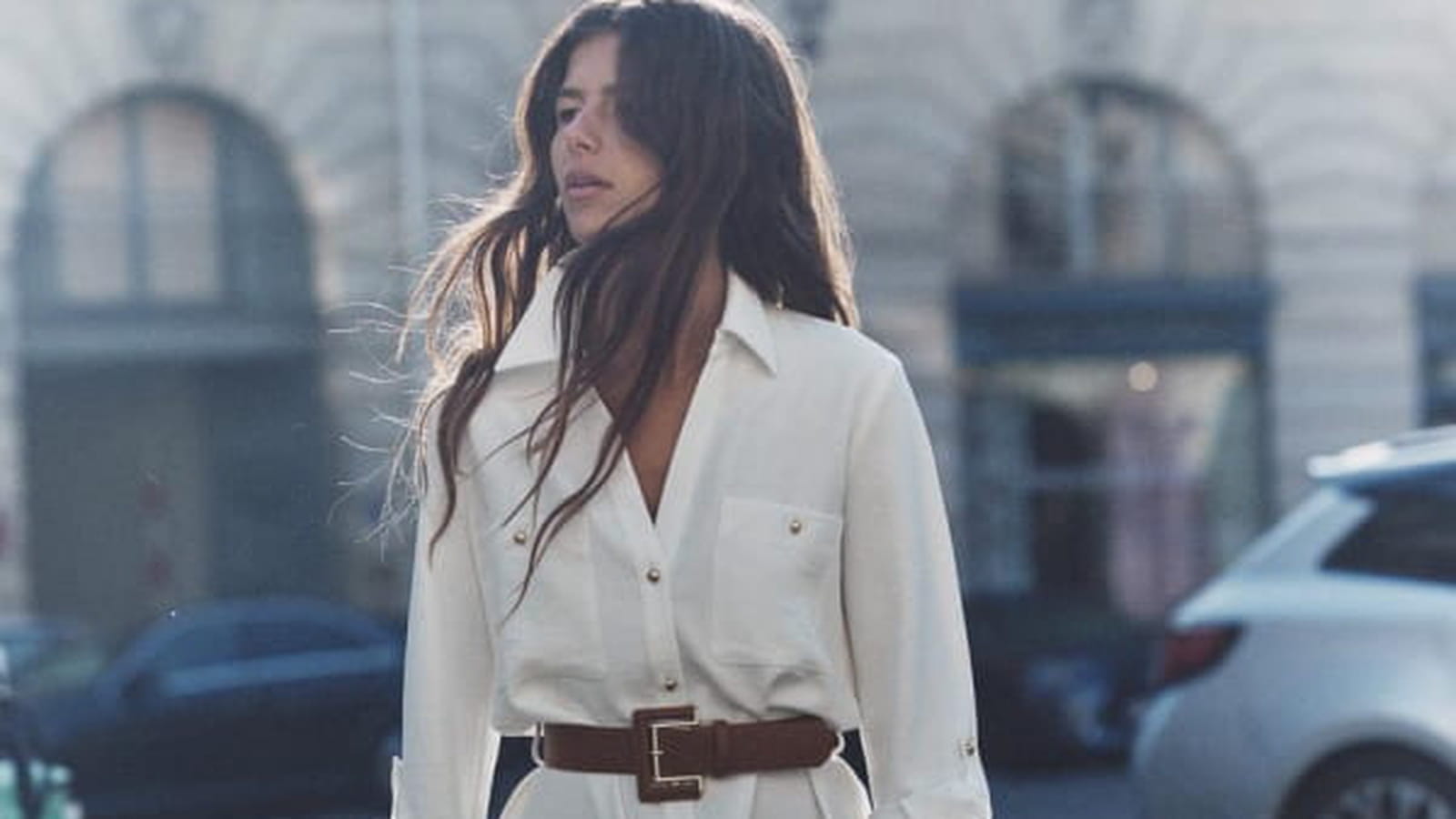 35 robes aperçues chez Zara pour rayonner jusqu'à la fin de l'été