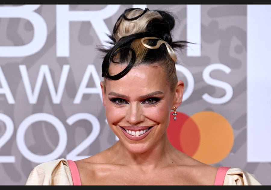 Flop&nbsp;: les cheveux noirs et blonds de Billie Piper