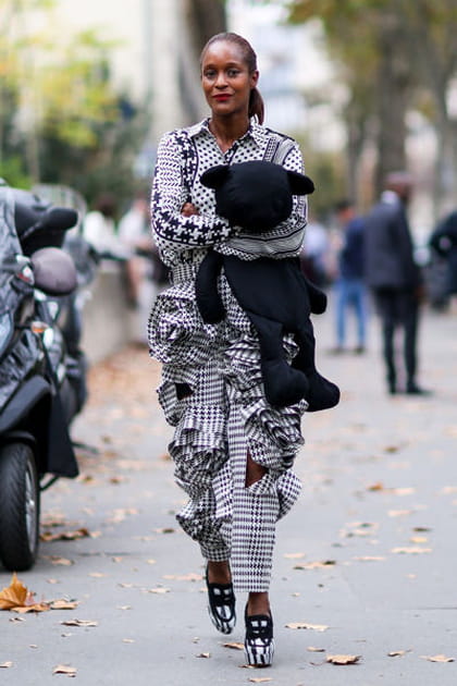 Street looks fashion week Paris&nbsp;: bicolore