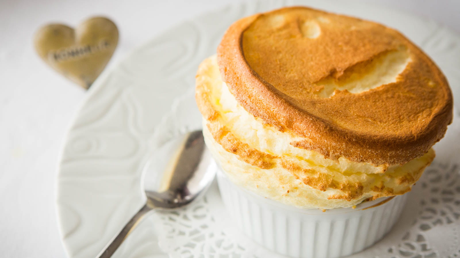 Soufflé à l'huile d'amandon de pruneau