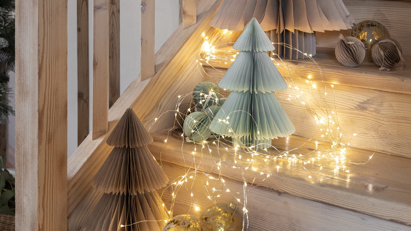 Sapin en papier