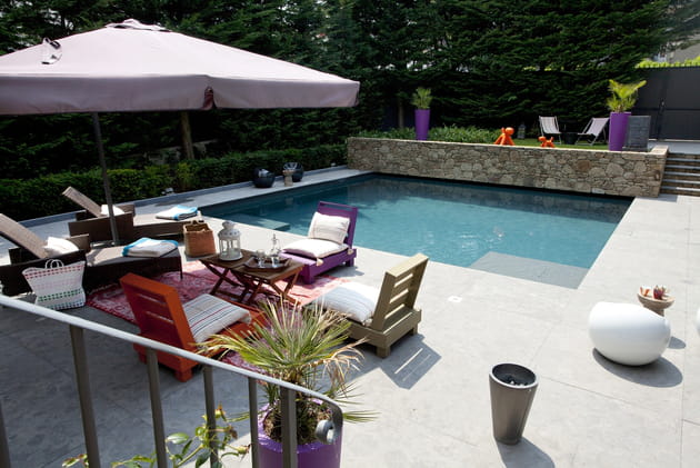 Piscine citadine inférieure à 30 m² de forme angulaire : trophée d'argent