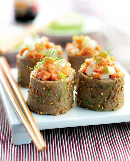 Sushi crêpes sarrasin et tartare de saumon