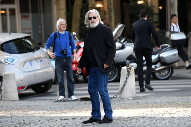 Jean-Jacques Debout aux fun&eacute;railles de Jean-Pierre Mocky