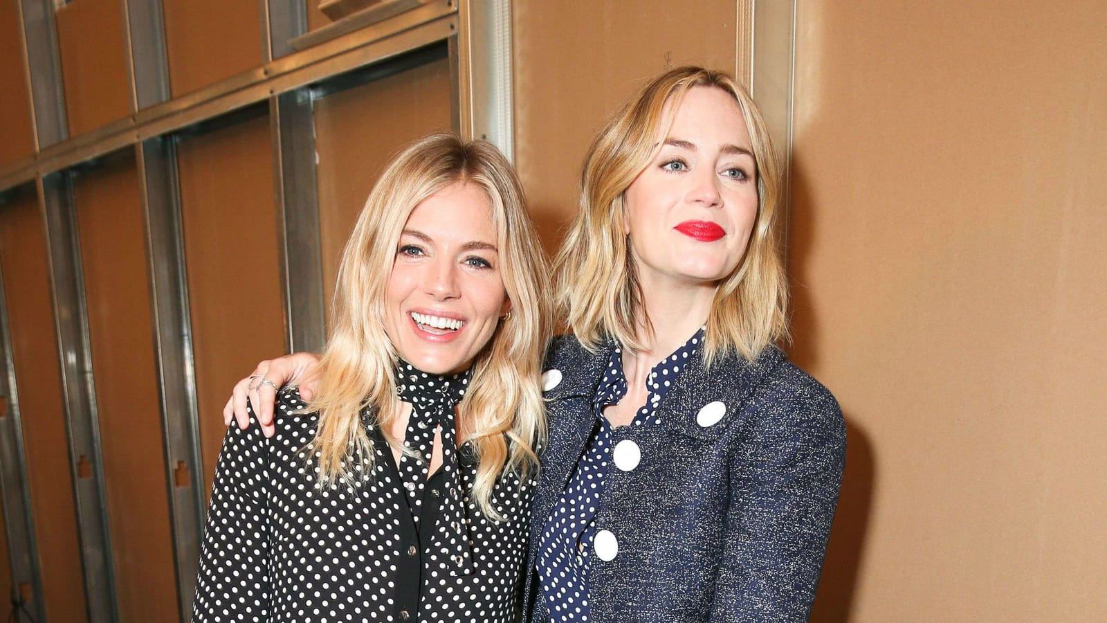 Sienna Miller et Emily Blunt 