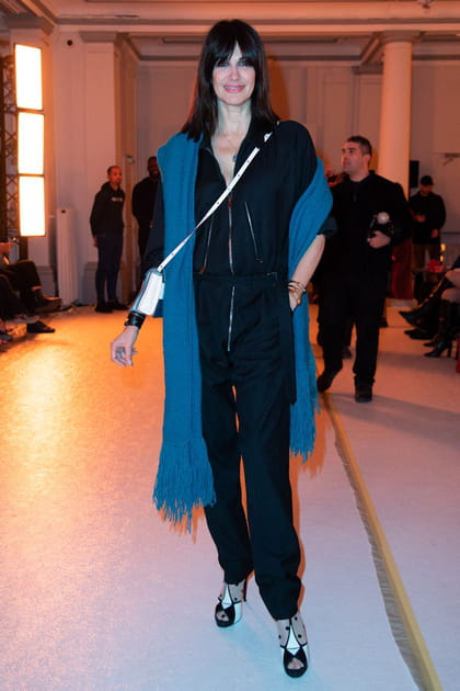 Helena Noguerra au d&eacute;fil&eacute; Julien Fourni&eacute;