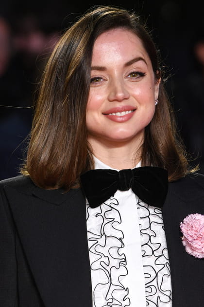 Frange de star&nbsp;: Ana De Armas sans frange