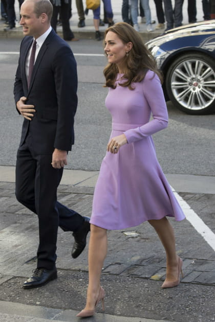Kate Middleton en robe lilas