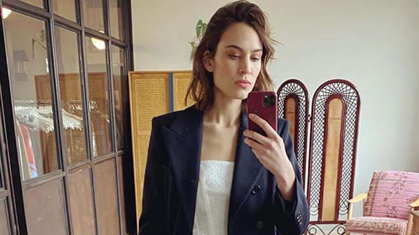 @alexachung