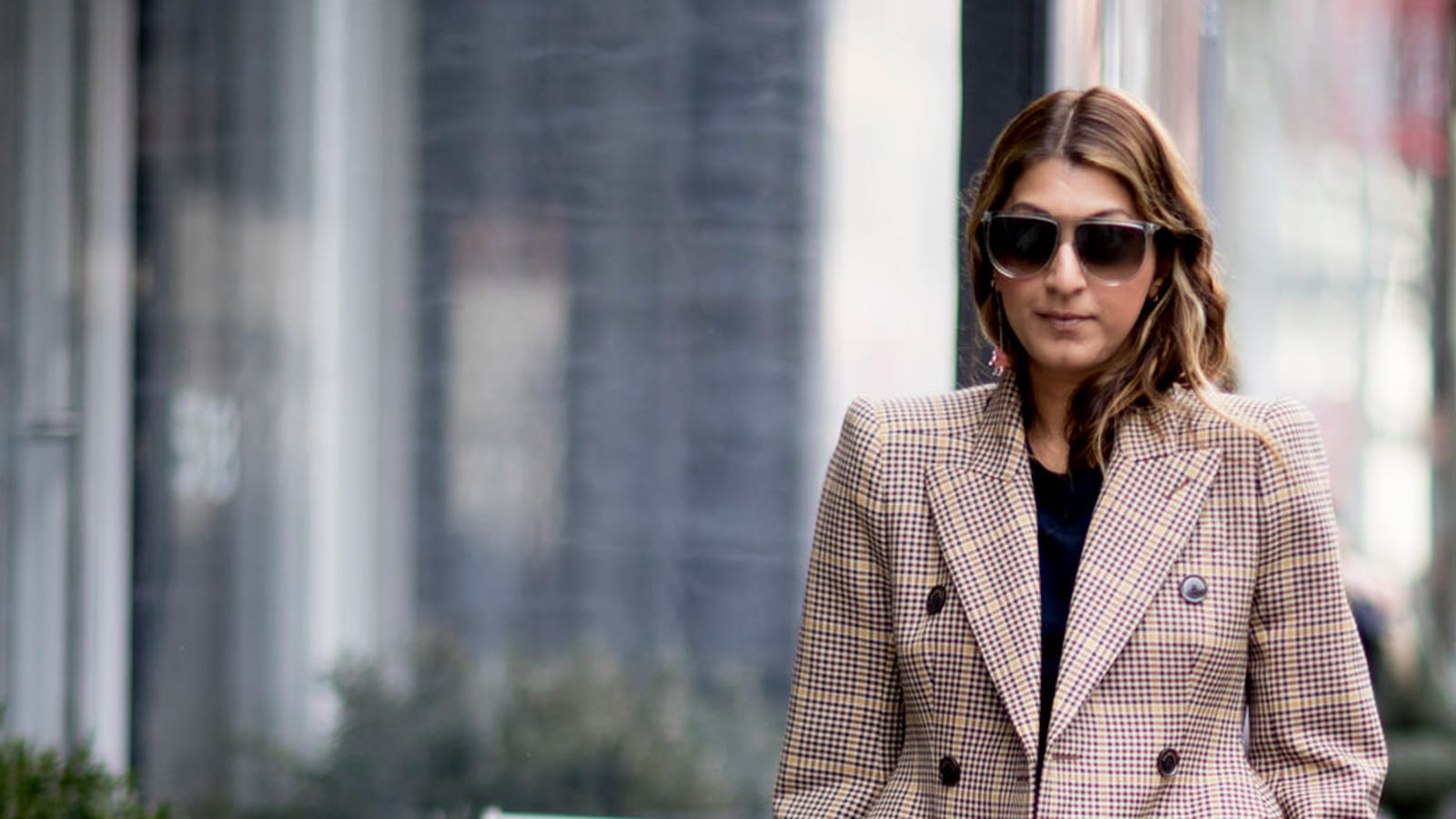 La veste stricte