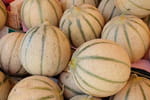 Pour choisir un melon, inutile de se fier à l'odeur : les plus sucrés se reconnaissent en un clin d'œil