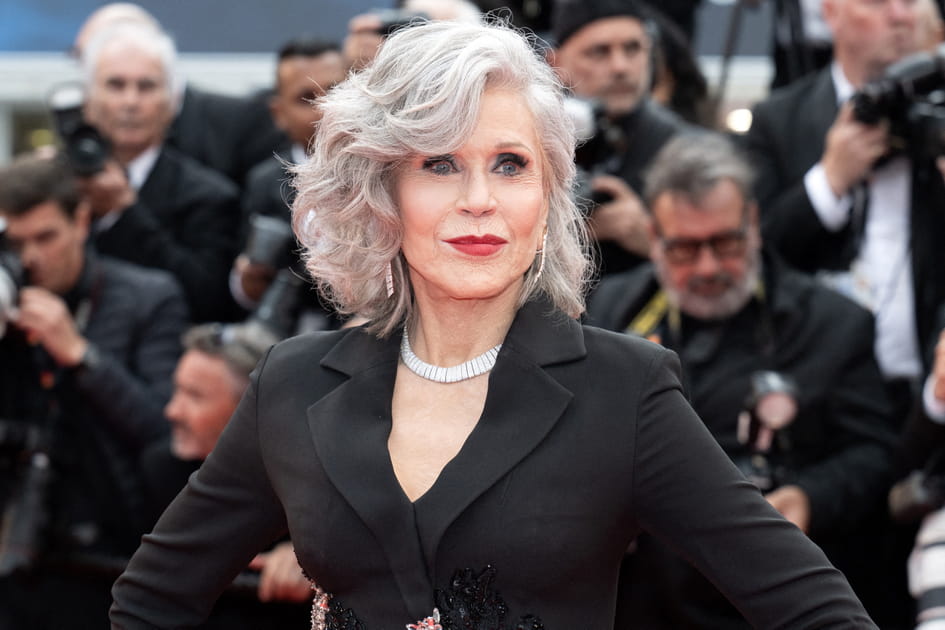 Les ondulations volumineuses de Jane Fonda