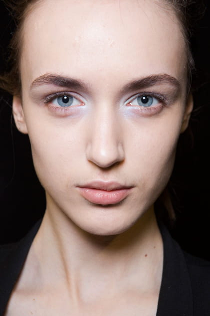 Le fard &agrave; paupi&egrave;res nacr&eacute;