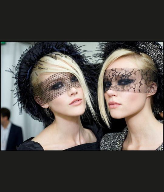 Le look maquillage du d&eacute;fil&eacute; Chanel haute couture automne-hiver 2011-12