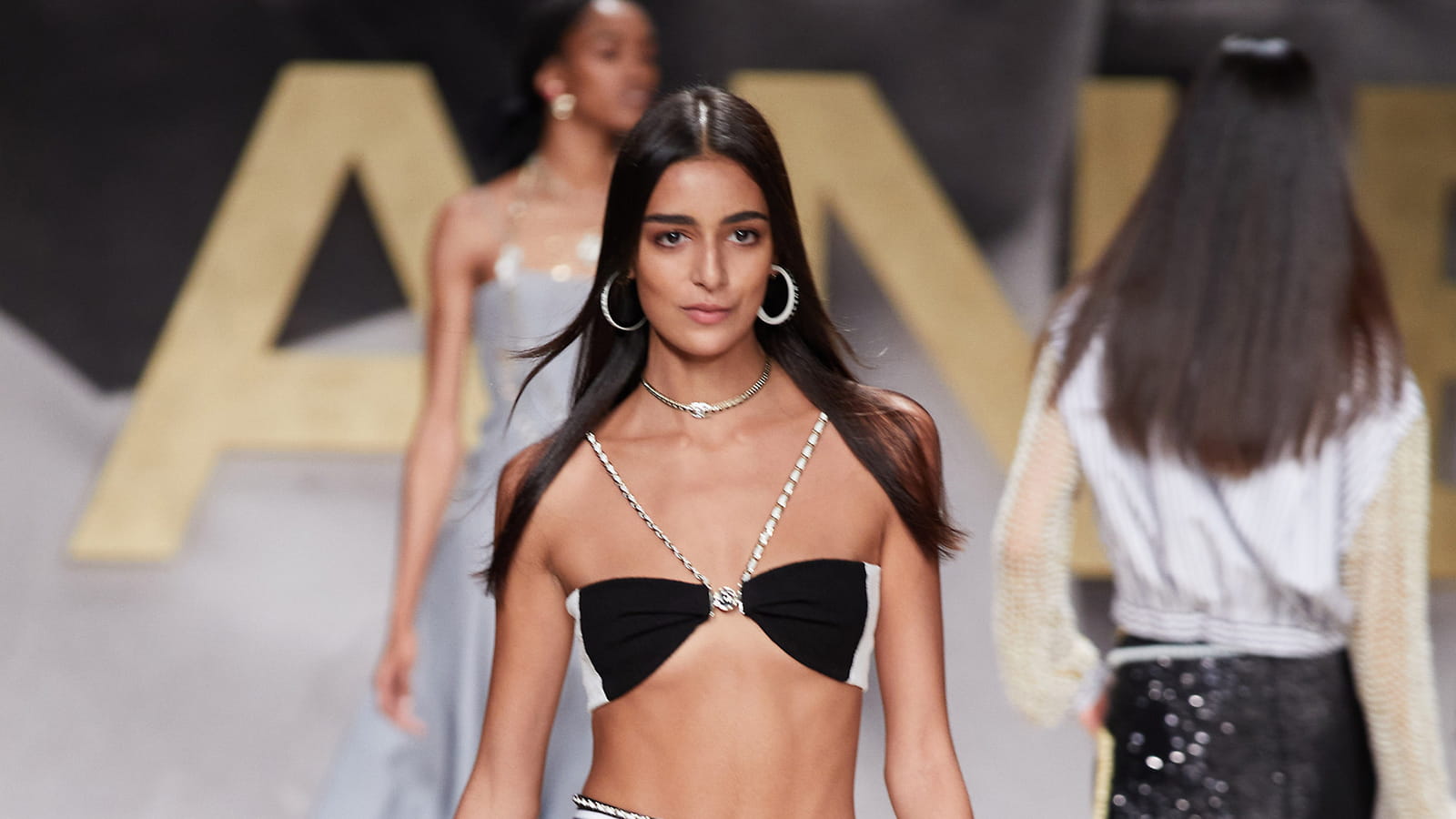 Look 22