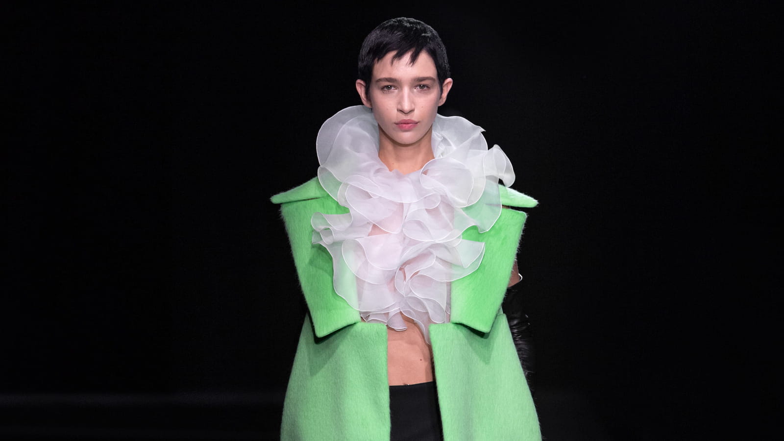 Look 18