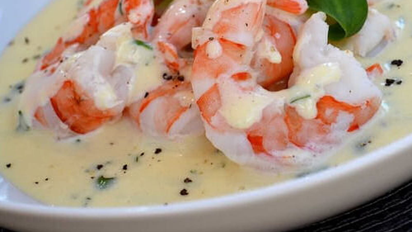 Scampis grillés sauce crémeuse au Limoncello et basilic