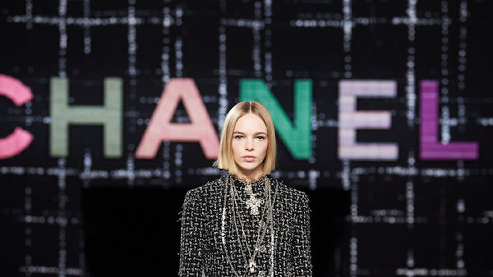 Look 39