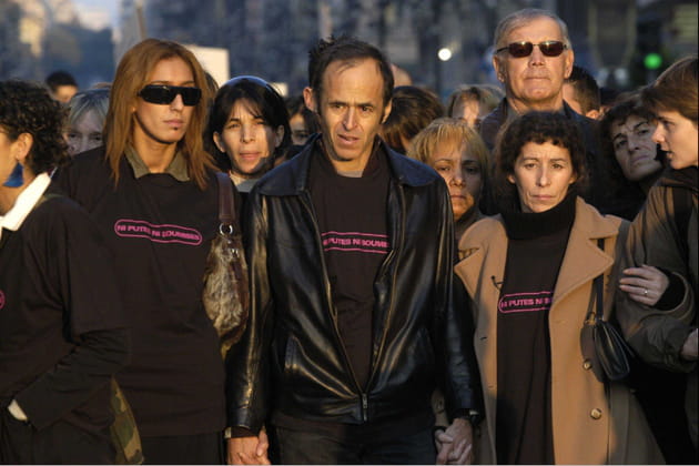 Jean-Jacques Goldman marche en l'honneur de Ghofrane Haddaoui, lapid&eacute;e &agrave; Marseille en 2004