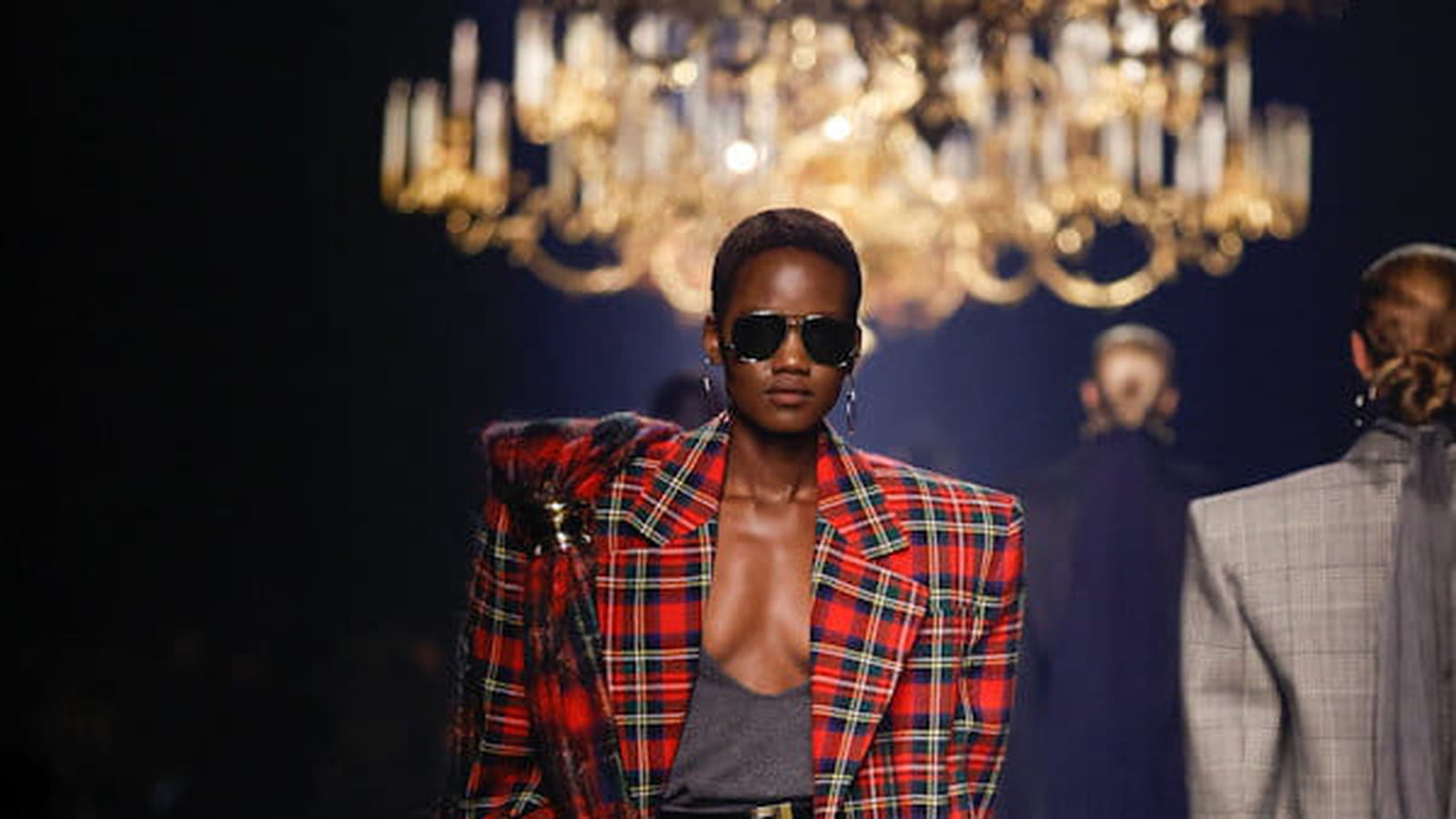 Look 17