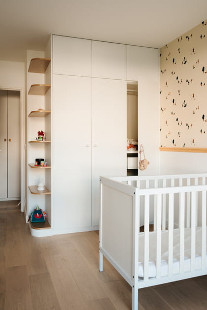 Apr&egrave;s&nbsp;: une chambre bien am&eacute;nag&eacute;e pour la petite fille