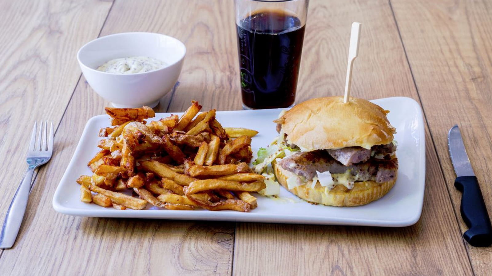 Toulouse : Le saucisse de Burger à la une, n°3 sur Deliveroo