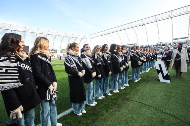 Les Miss assistent au match entre Amiens et Guingamp