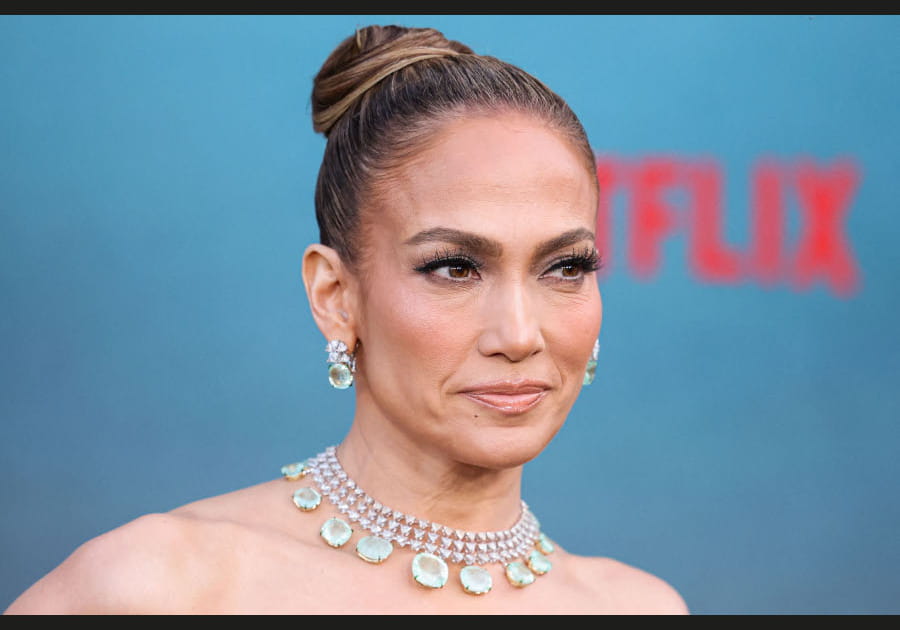 Top&nbsp;: le chignon plaqu&eacute; de Jennifer Lopez