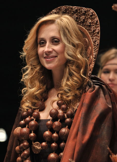 Le look beaut&eacute; sp&eacute;cial chocolat de Lara Fabian