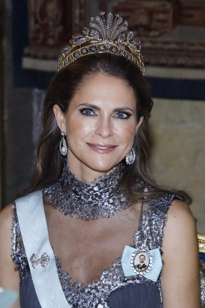 Madeleine de Su&egrave;de porte une coiffure digne d'une princesse