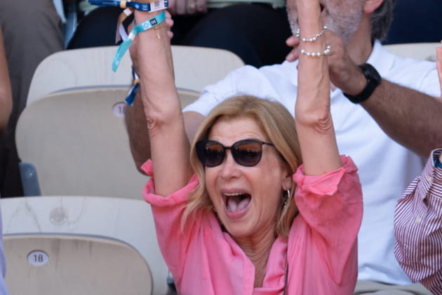 Michèle Laroque euphorique à Roland-Garros !