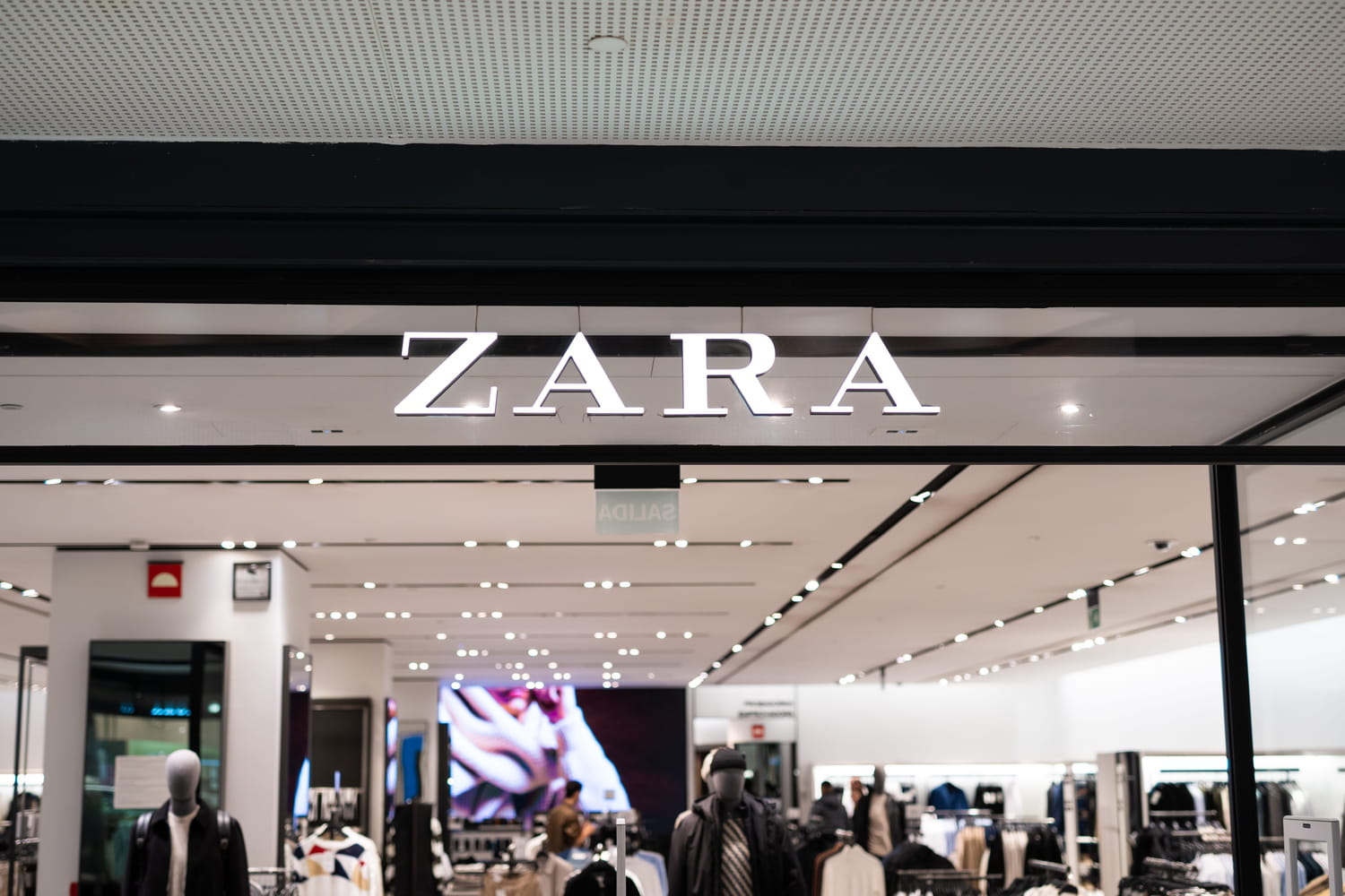 how the brand makes billions by reducing the number of its stores