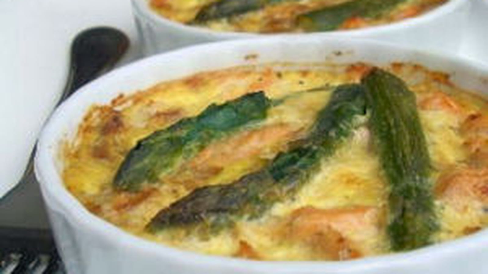 Flan au saumon et aux asperges