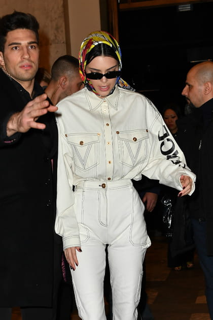 Kendall Jenner au d&eacute;fil&eacute; Versace