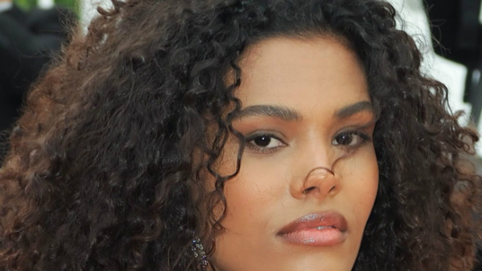 Tina Kunakey 