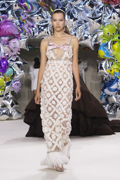 Look 23&nbsp;du d&eacute;fil&eacute; Giambattista Valli