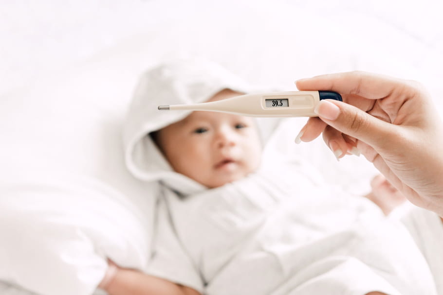 Oreillons (enfant) : symptômes, traitements, contagion