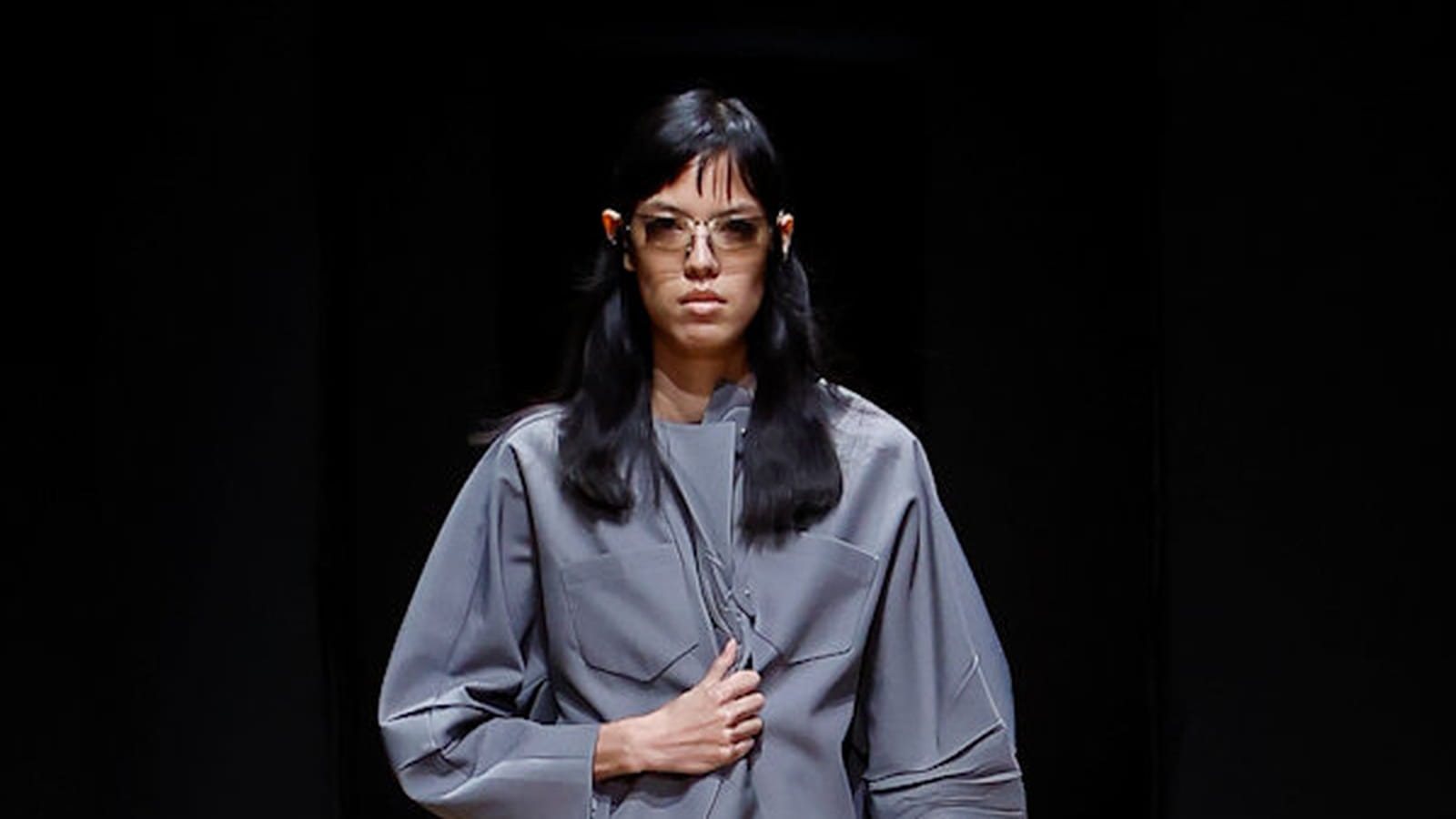 Look 16